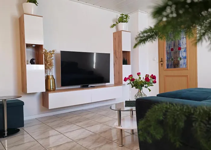 Rinch Hill Apartament Regen